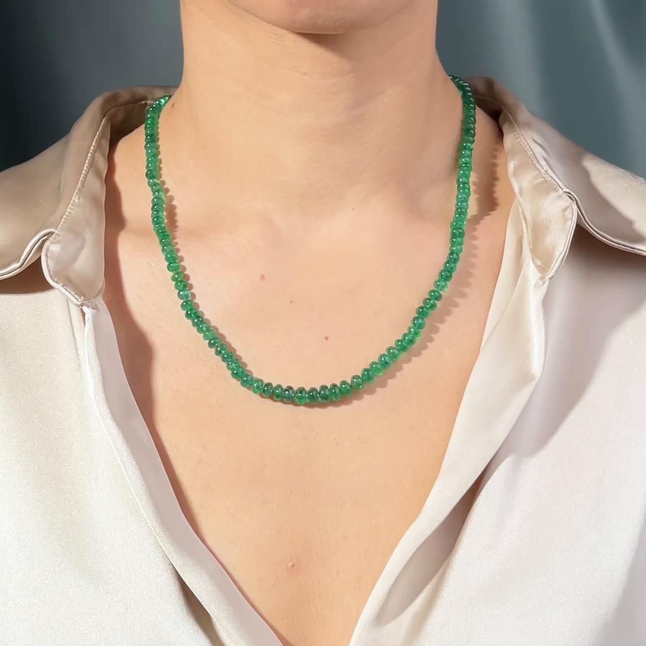 Collier Vintage Britannique Années 1930 - Marcassite, émeraude, Strass Verre Vert - Argenté - Longueur 39.4 Cm